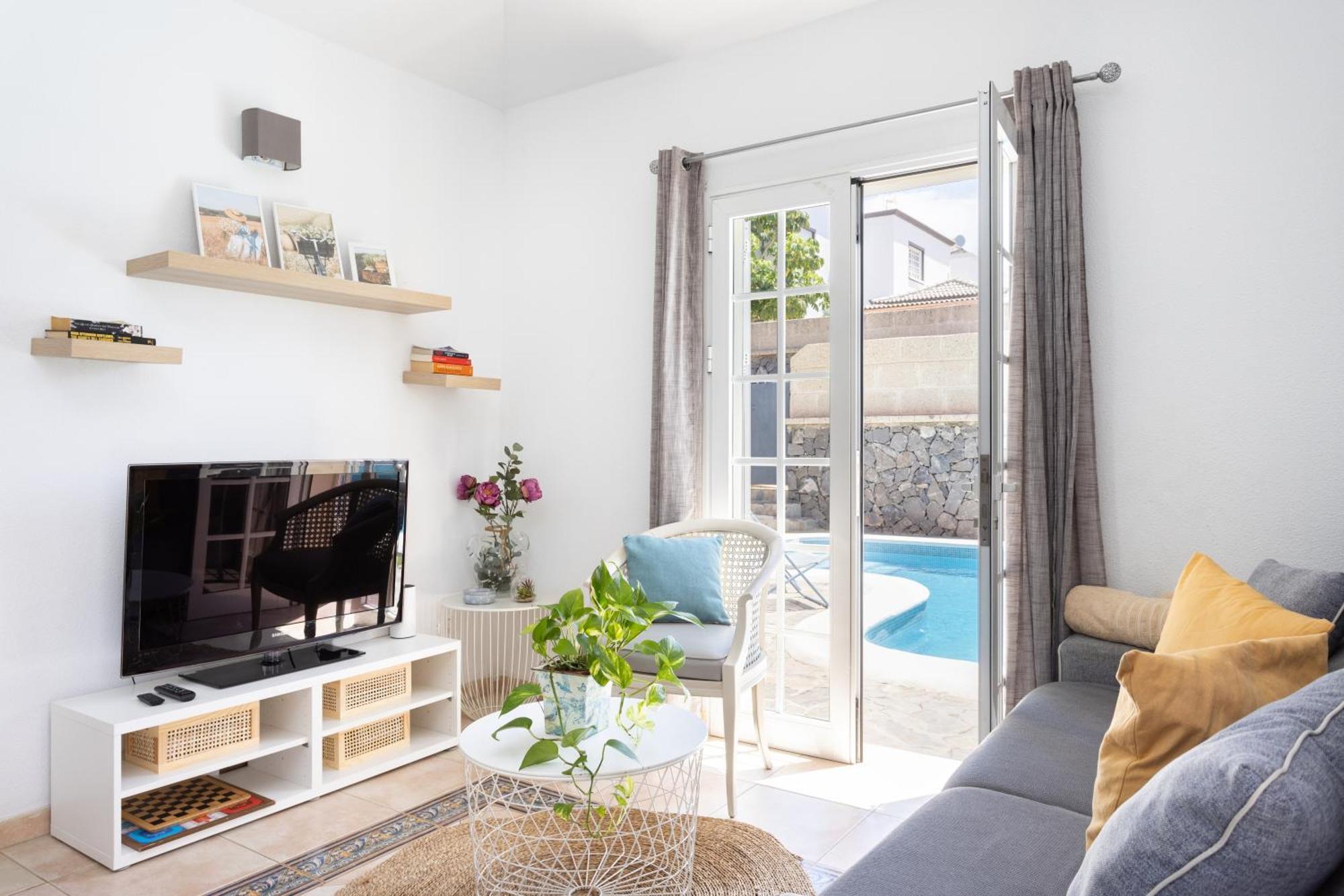 Villa Chloe Costa Adeje Tenerifesummervillas Giant Private Pool 11 Meters Long Εξωτερικό φωτογραφία